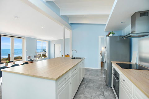 Salomon Sea Haus - Sellicks Beach - C21 SouthCoast Holidays - Hotel Accommodation 8
