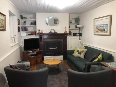 Goolwa Marinerâ€™s Cottage - Free Wifi And Pet Friendly - Centrally Located In Historic Region - Hotel Accommodation 7