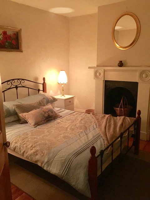 Goolwa Marinerâ€™s Cottage - Free Wifi And Pet Friendly - Centrally Located In Historic Region - Hotel Accommodation 4