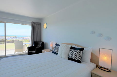 Harbour View Motel - Hotel Accommodation 3