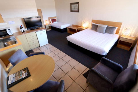 Harbour View Motel - Hotel Accommodation 24