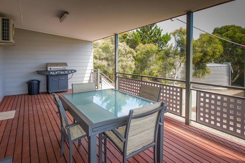 Desert Pea - Hotel Accommodation 1