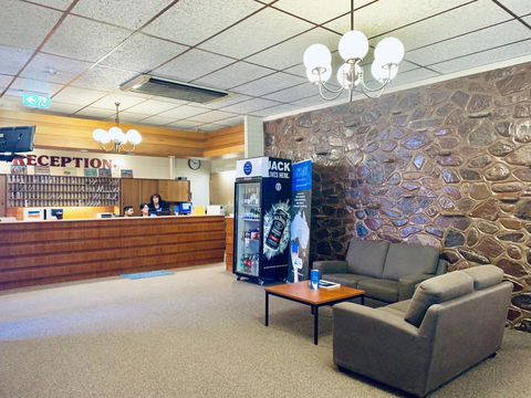 Opal Inn Hotel, Motel, Caravan Park - Hotel Accommodation 30