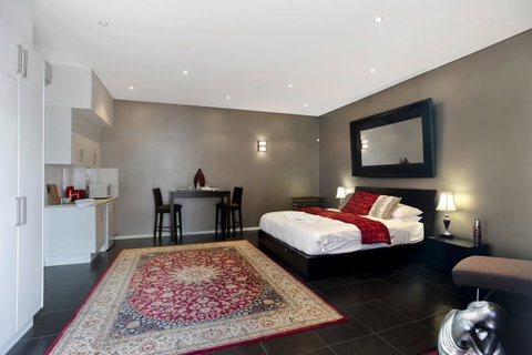 Esplanade Escape - Hotel Accommodation 33