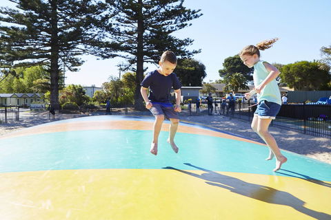 NRMA Victor Harbor Beachfront Holiday Park - Hotel Accommodation 23