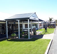 Meningie's Waterfront Motel - Hotel Accommodation