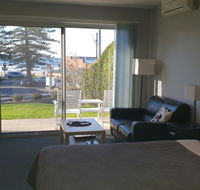 2 Austinmer Studio - Hotel Accommodation