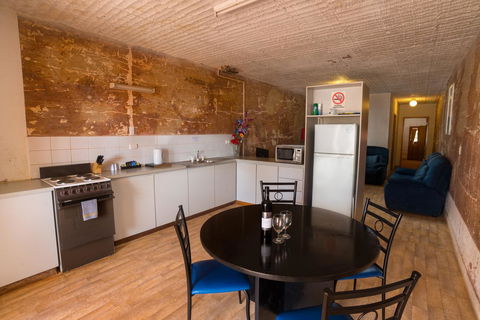 Desert View Apartments - Hotel Accommodation 1