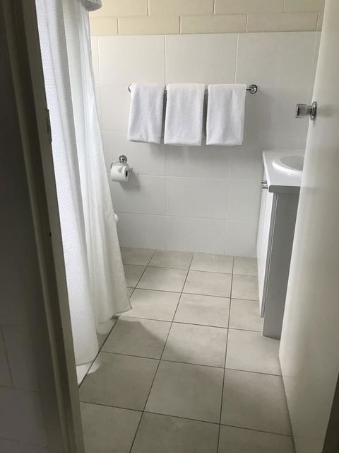 Victor Harbor City Inn - Hotel Accommodation 1