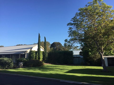 Alexander Cameron Suites - Hotel Accommodation 2