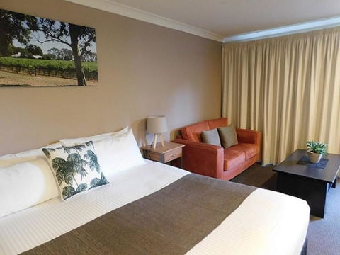 Alexander Cameron Suites - Hotel Accommodation 11