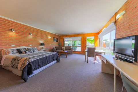 Country Roads Motor Inn Naracoorte - Hotel Accommodation 3