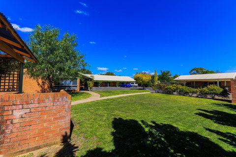 Country Roads Motor Inn Naracoorte - Hotel Accommodation 42