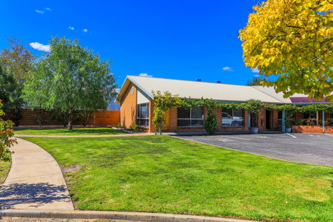 Country Roads Motor Inn Naracoorte - Hotel Accommodation 13