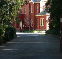 Pirralilla Estate Adelaide Hills - Hotel Accommodation