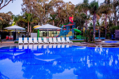 BIG4 Renmark Riverfront Holiday Park - Hotel Accommodation 4