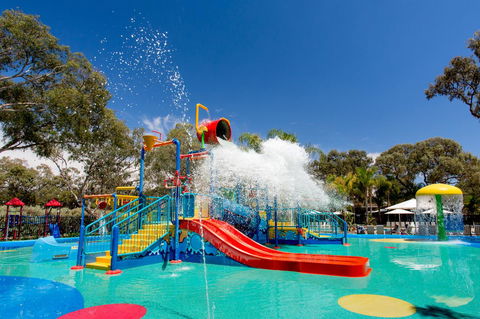 BIG4 Renmark Riverfront Holiday Park - Hotel Accommodation 10