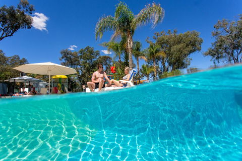 BIG4 Renmark Riverfront Holiday Park - Hotel Accommodation 3