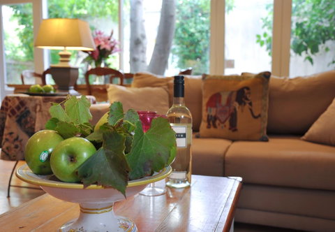 Athelney Cottage Bed And Breakfast - Hotel Accommodation 7