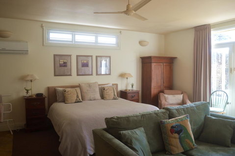 Athelney Cottage Bed And Breakfast - Hotel Accommodation 17