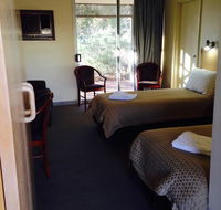 Roxby Downs Motor Inn - Hotel Accommodation