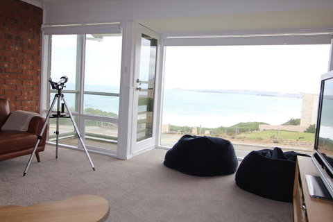 Southern Sands\' Beachfront Apartment - Hotel Accommodation 2