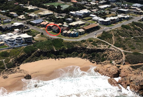 Southern Sands\' Beachfront Apartment - Hotel Accommodation 15