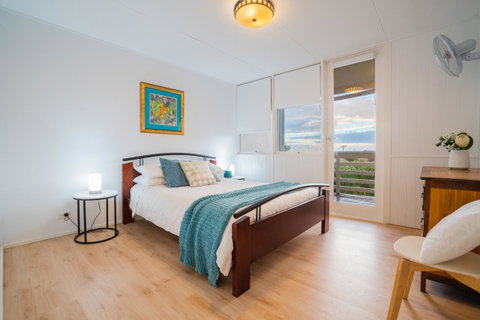 Aldinga Beach Break - C21 SouthCoast Holidays - Hotel Accommodation 1