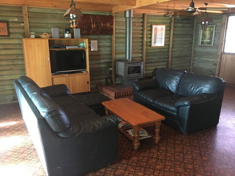 Shangri La Moonta Bay - Hotel Accommodation 8