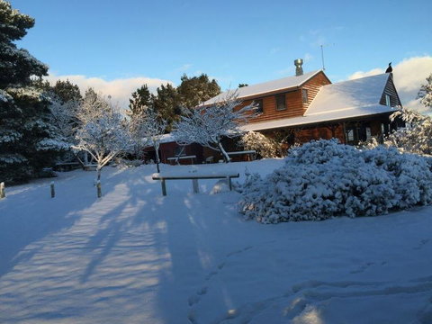 Eagles Range - Hotel Accommodation 1