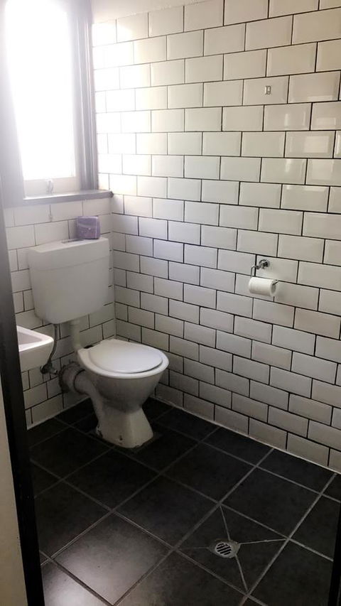 Ambassadors Hotel - Hotel Accommodation 23