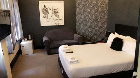 Ambassadors Hotel - Hotel Accommodation 38