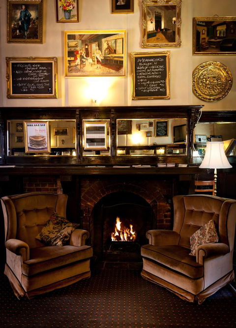 Ambassadors Hotel - Hotel Accommodation 22