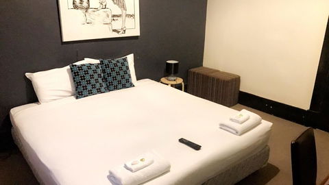 Ambassadors Hotel - Hotel Accommodation 36