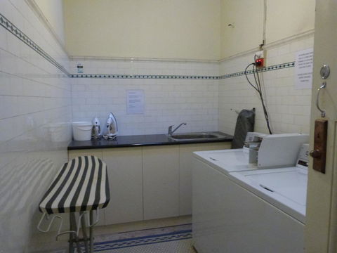 Ambassadors Hotel - Hotel Accommodation 26