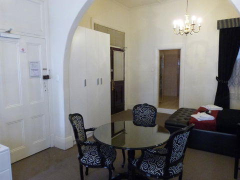 Ambassadors Hotel - Hotel Accommodation 44