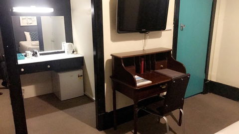 Ambassadors Hotel - Hotel Accommodation 35