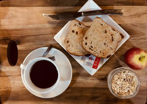 Ambassadors Hotel - Hotel Accommodation 4