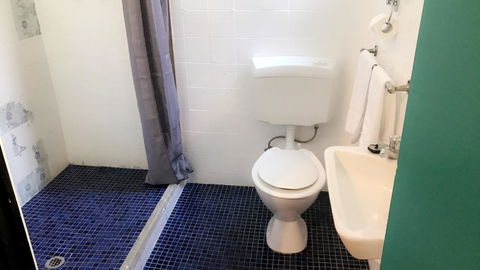 Ambassadors Hotel - Hotel Accommodation 37