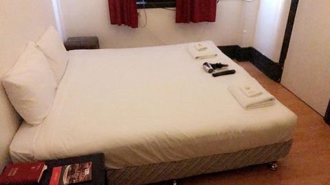 Ambassadors Hotel - Hotel Accommodation 42