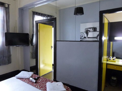 Ambassadors Hotel - Hotel Accommodation 12