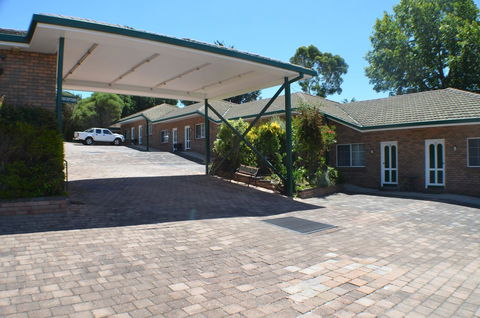 Deer Park Motor Inn Armidale - Hotel Accommodation 31