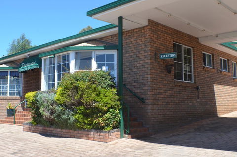 Deer Park Motor Inn Armidale - Hotel Accommodation 24