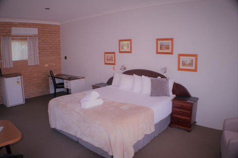 Deer Park Motor Inn Armidale - Hotel Accommodation 12
