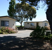 Millicent Hillview Caravan Park - Hotel Accommodation
