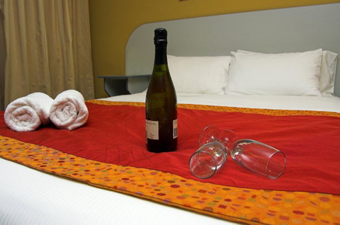 Victoria Hotel Strathalbyn - Hotel Accommodation 0