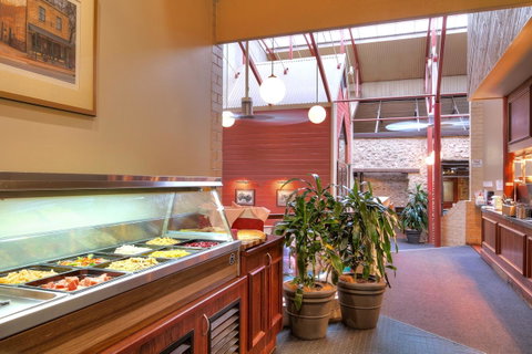 Victoria Hotel Strathalbyn - Hotel Accommodation 4