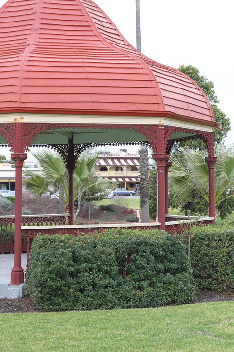 Victoria Hotel Strathalbyn - Hotel Accommodation 8