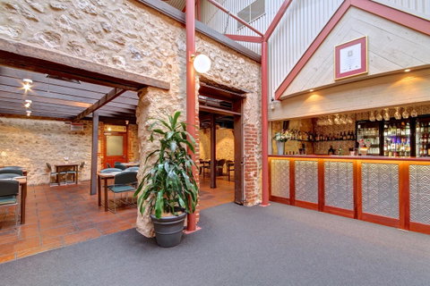 Victoria Hotel Strathalbyn - Hotel Accommodation 10