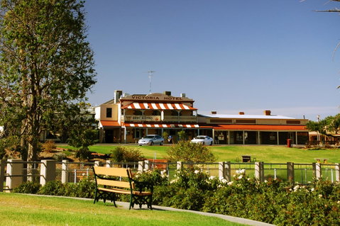 Victoria Hotel Strathalbyn - Hotel Accommodation 11